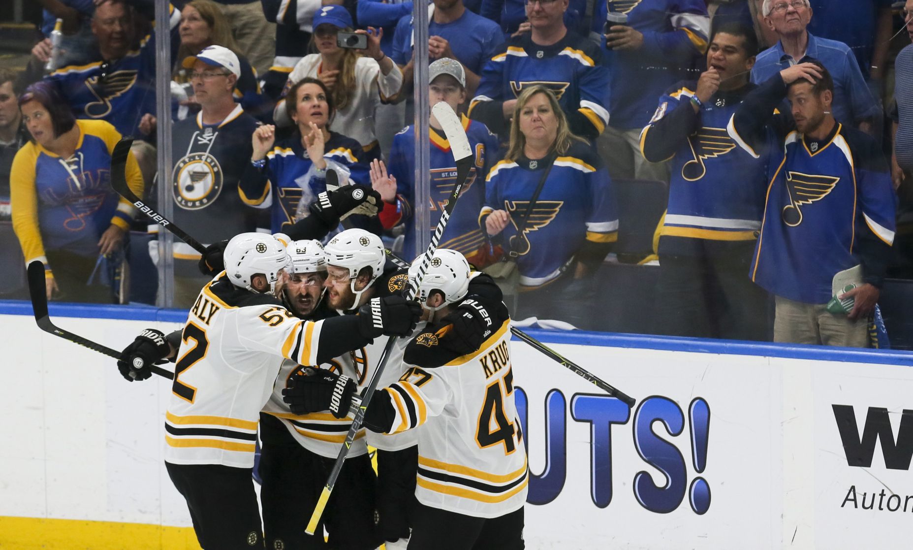 Blues fight for the cup in Game 6 of the Stanley Cup Finals